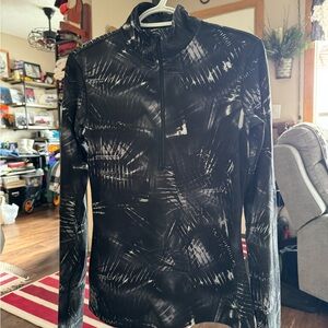 Nike Black and White Women's Sweatshirt